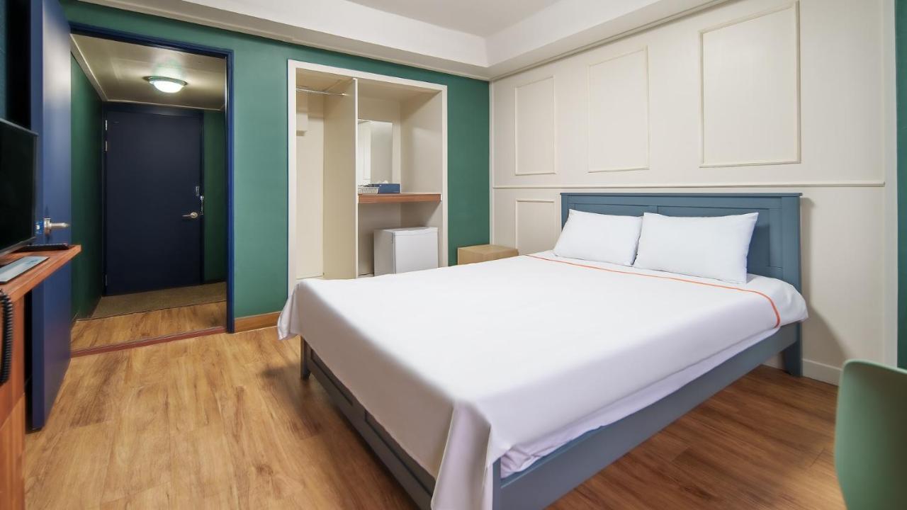 Hiker Hotel Jeju Exterior photo